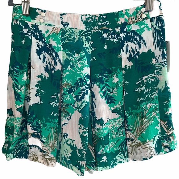 Anthropologie Pants - Anthropologie Elevenses Kadu Pleated Skort Size 4